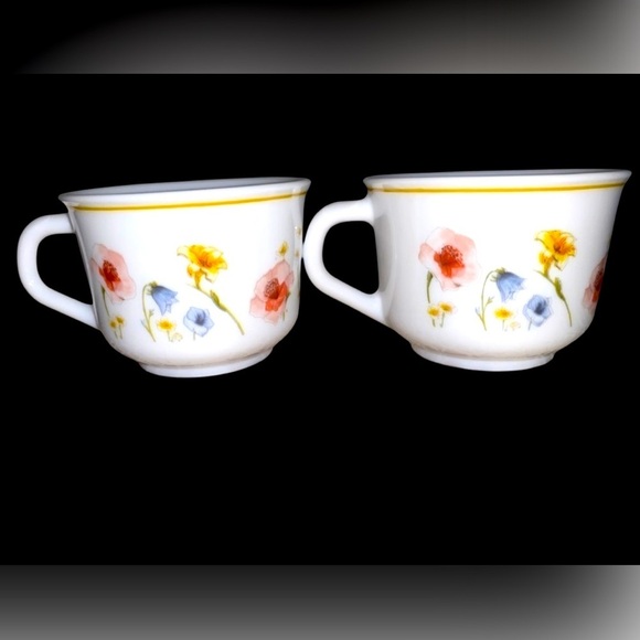 ARCOPAL FRANCE TEACUPS - Picture 2 of 4